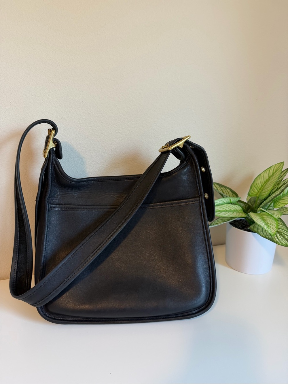 Vintage Coach Legacy Zip Style 9966